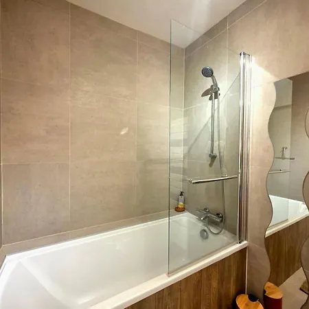 Flamingo - Grand Confort 10 Pers & Jacuzzi 펜션 카네트