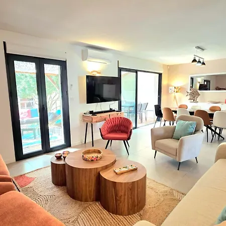 Casa de Férias Flamingo - Grand Confort 10 Pers & Jacuzzi *